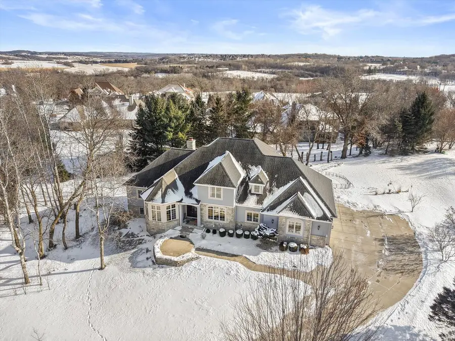 139 Legend COURT, Wales, WI 53183 - #2