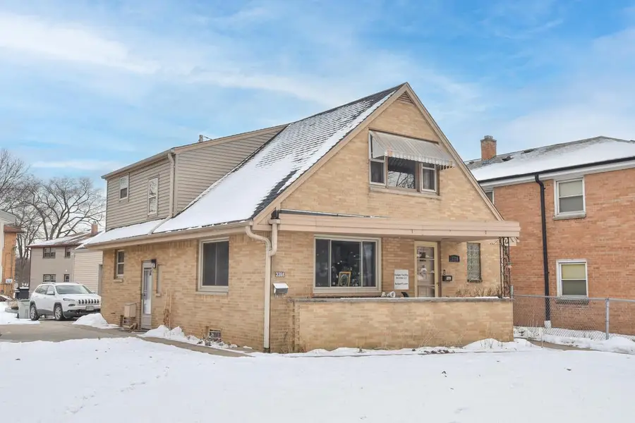 3370 S Howell AVENUE #3372, Milwaukee, WI 53207 - Image #2