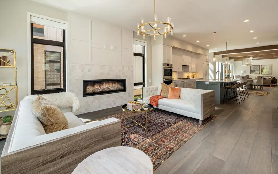 5589 N Danbury ROAD, Whitefish Bay, WI 53217 - Image #2