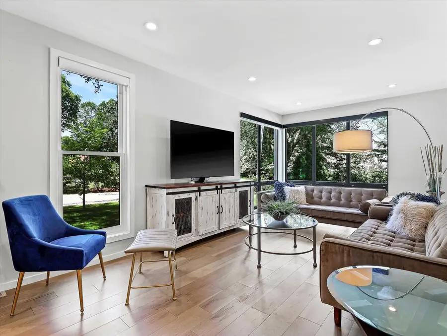 7050 N Belmont LANE, Fox Point, WI 53217 - #3