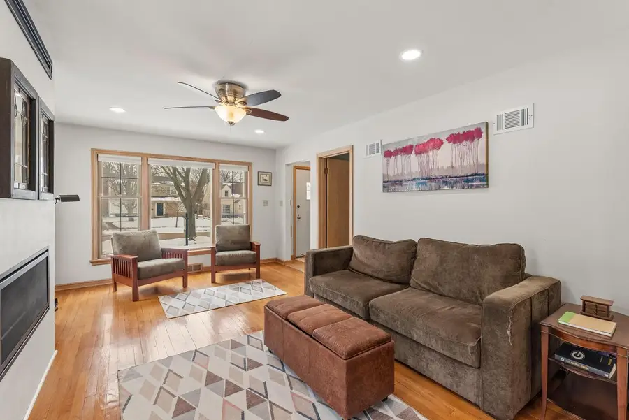 2550 N 96th STREET, Milwaukee, WI 53226 - #3