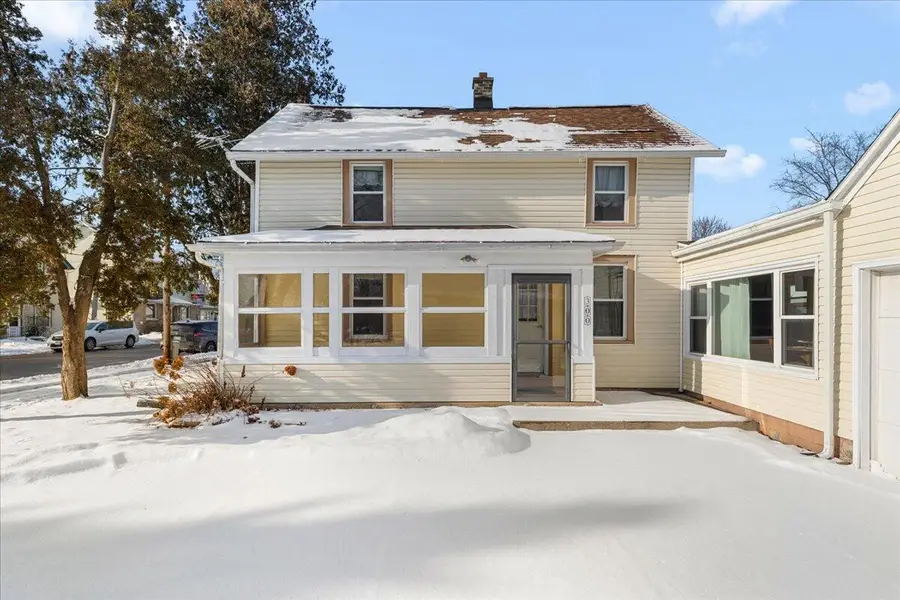 300 W Main STREET, Newburg, WI 53090 - Image #3