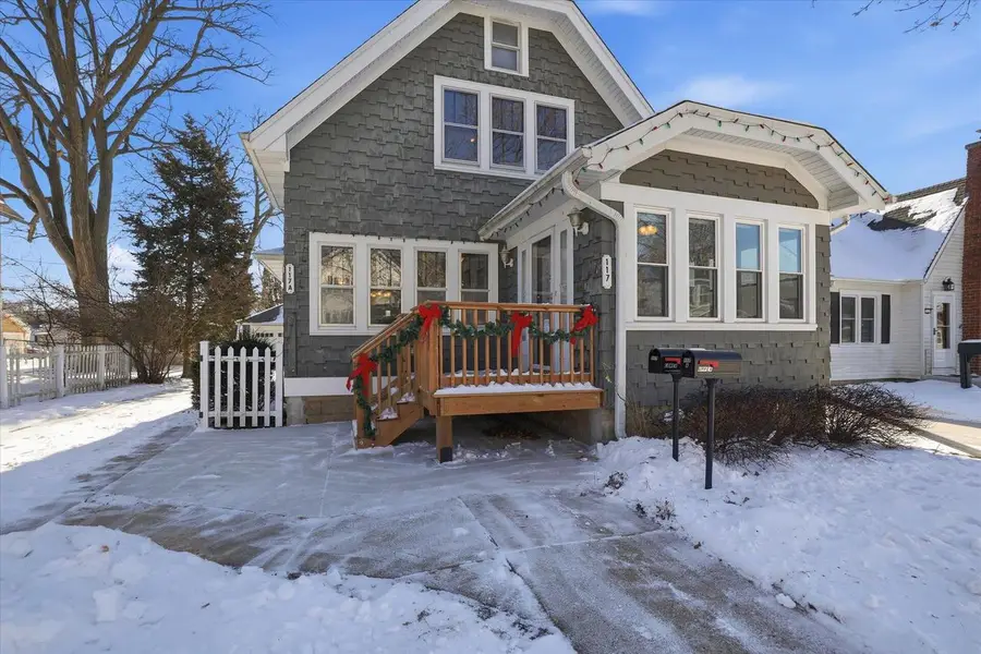 117 Harrison AVENUE, Waukesha, WI 53186 - #2