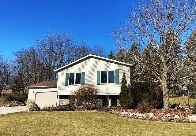 1105 Mc Coy Park ROAD, Fort Atkinson, WI 53538 - #1