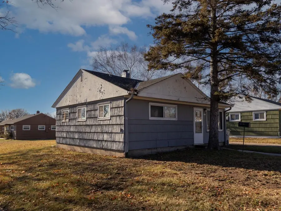 6001 Carmen AVENUE, Milwaukee, WI 53218 - #3