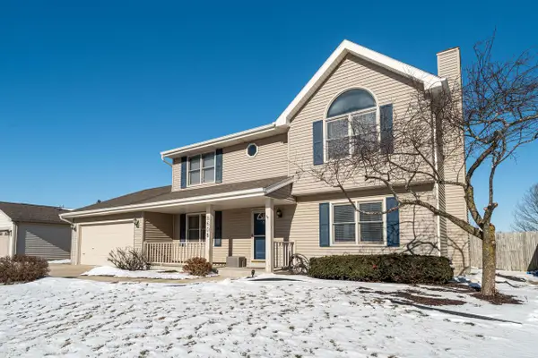 8608 Camelot TRACE, Sturtevant, WI 53177