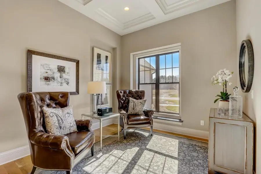 W289S5532 White Pine COURT, Waukesha, WI 53189 - Image #3