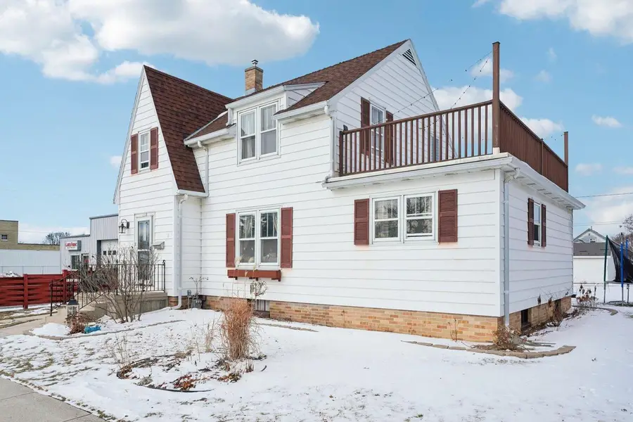 1712 Saemann AVENUE, Sheboygan, WI 53081 - Image #2