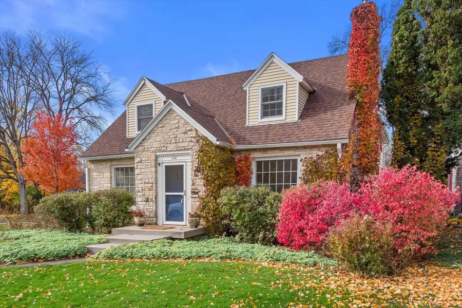 208 Maple TERRACE, Oconomowoc, WI 53066 - #3