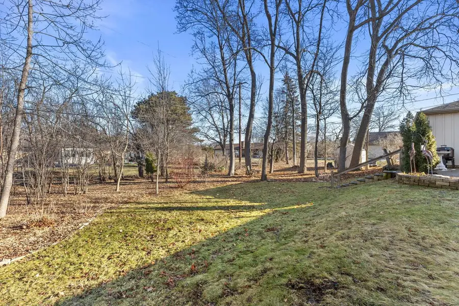 8828 N Navajo ROAD, Bayside, WI 53217 - #3