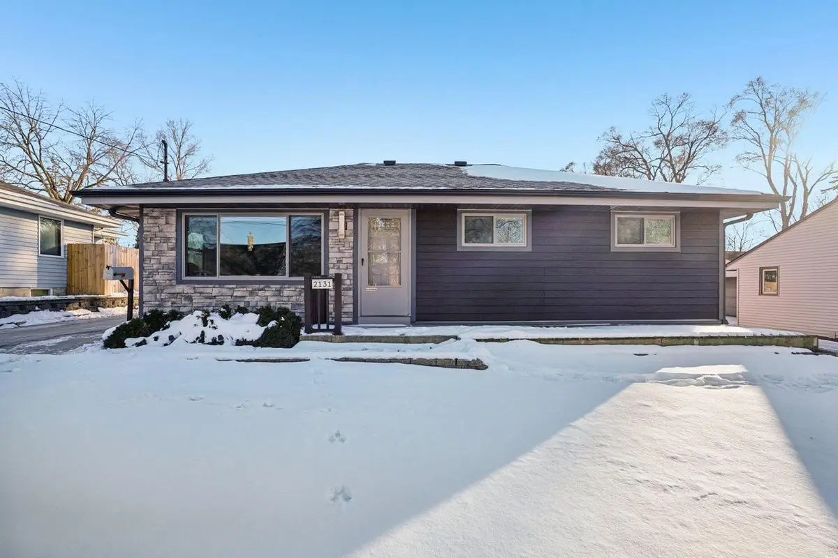 2131 Sunkist AVENUE, Waukesha, WI 53188 - Image #1
