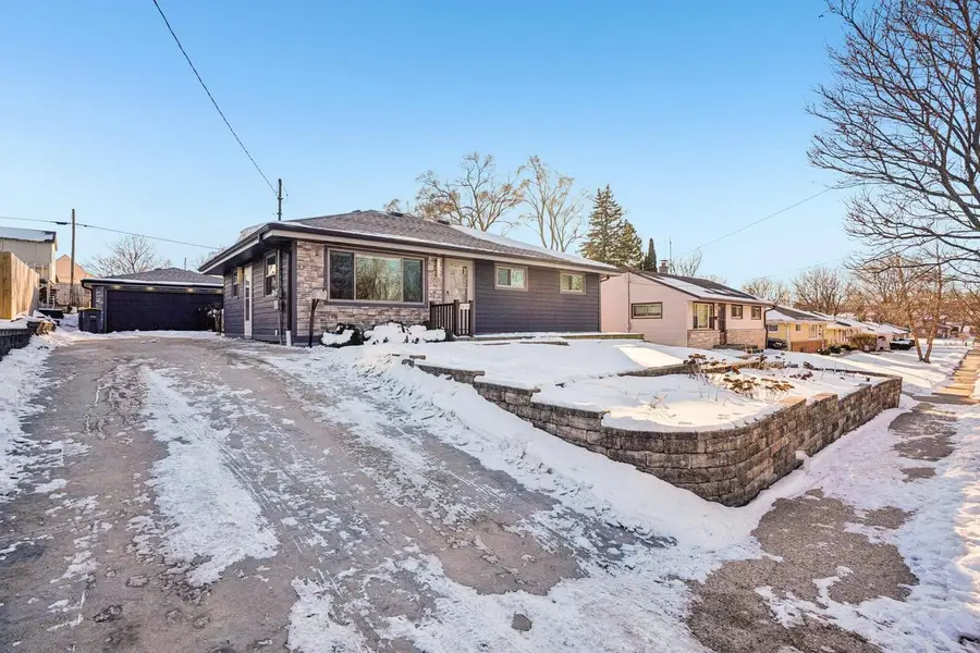 2131 Sunkist AVENUE, Waukesha, WI 53188 - Image #3