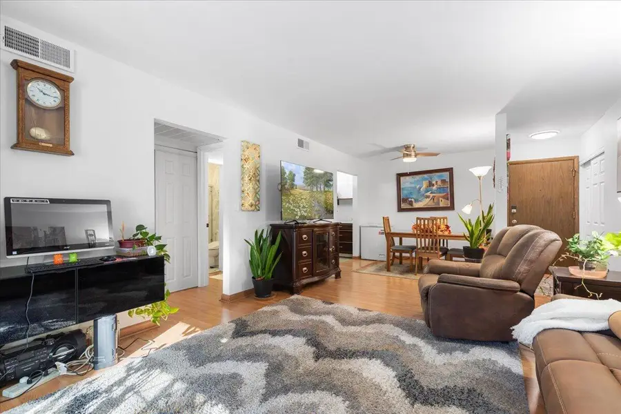 2350 W Good Hope ROAD #156, Glendale, WI 53209 - Image #3