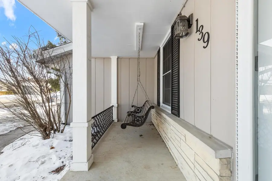 139 Debbie COURT, Waukesha, WI 53189 - #2