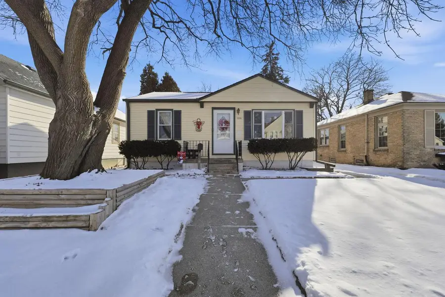 1239 Walton AVENUE, Racine, WI 53402 - Image #2