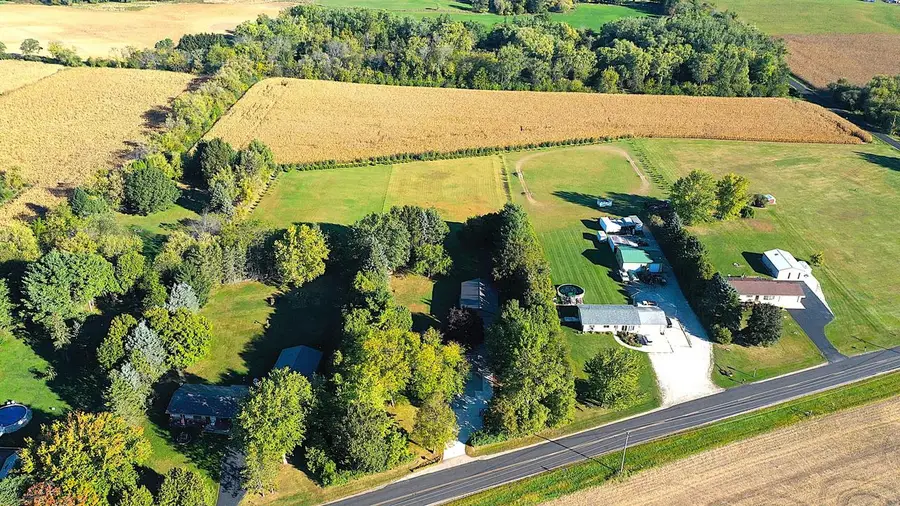 W1758 Spring Prairie ROAD, Burlington, WI 53105 - #2