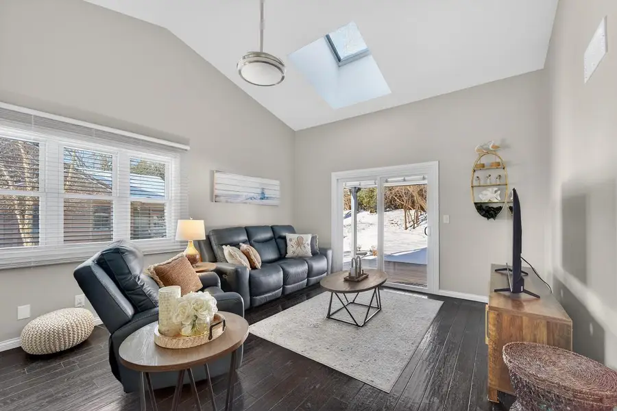 W133N8139 Danell DRIVE, Menomonee Falls, WI 53051 - #3