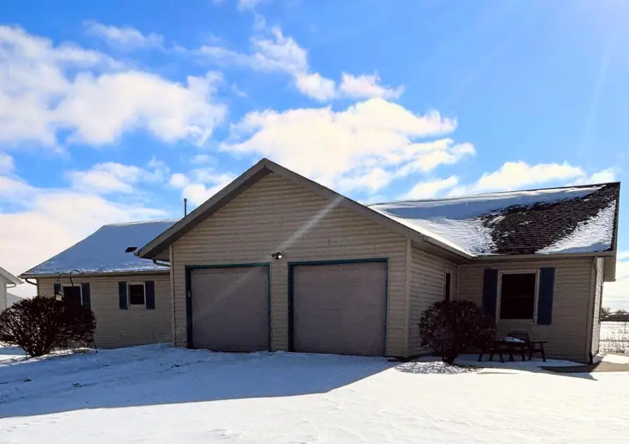 1633 Carlson PLACE, Watertown, WI 53094 - #2
