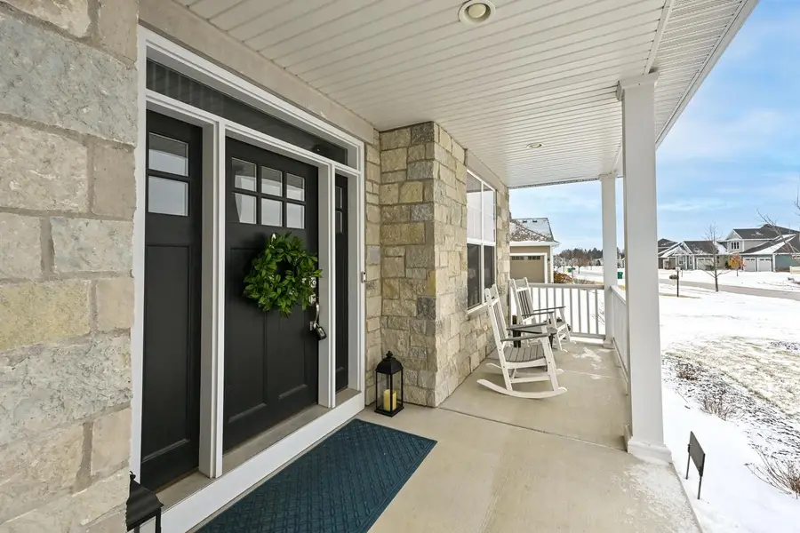 8130 W Mourning Dove LANE, Mequon, WI 53097 - Image #2