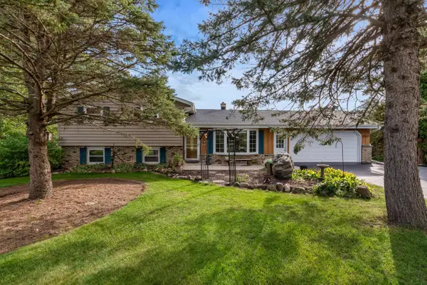 3657 Pleasant Valley ROAD, West Bend, WI 53095