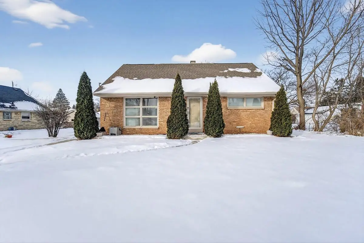 5137 N 66th STREET, Milwaukee, WI 53218 - #1