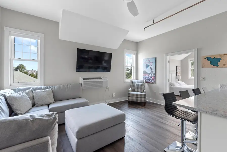 281 Victorian Village DRIVE #31, Elkhart Lake, WI 53020 - #2