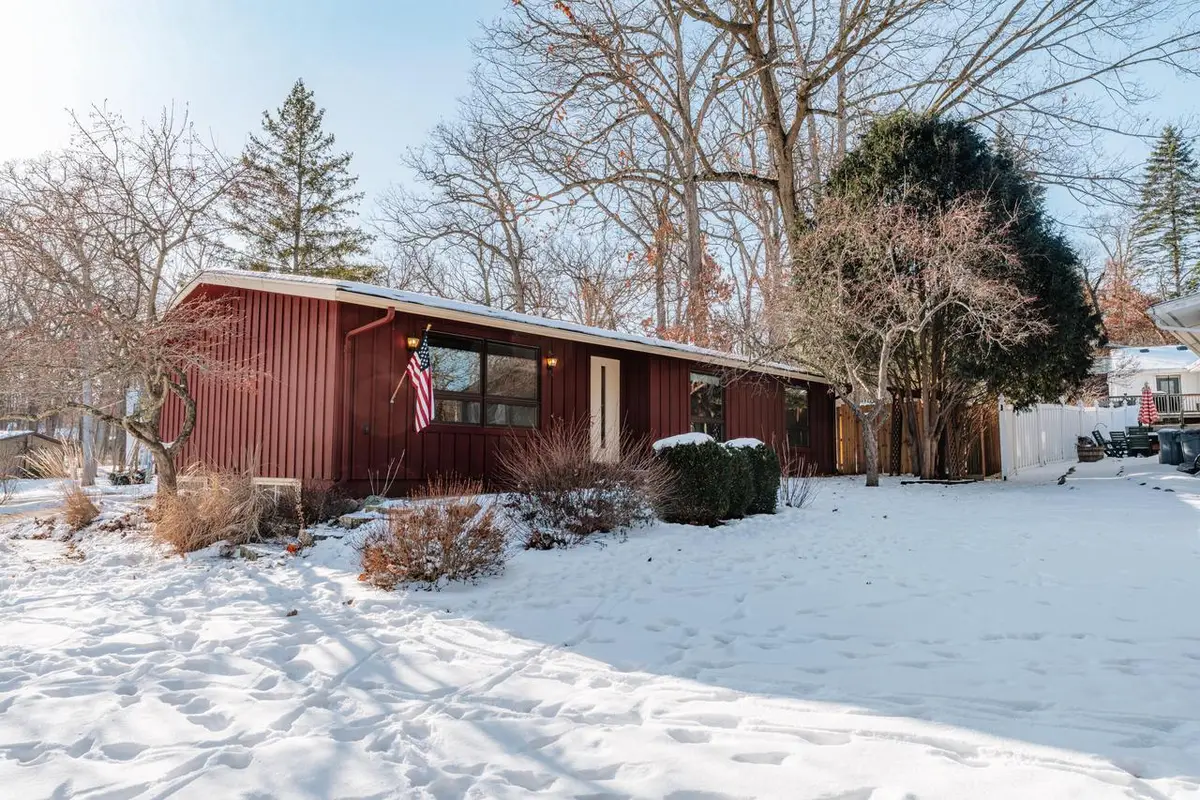 770 Odsila WAY, Fontana, WI 53125 - Image #1