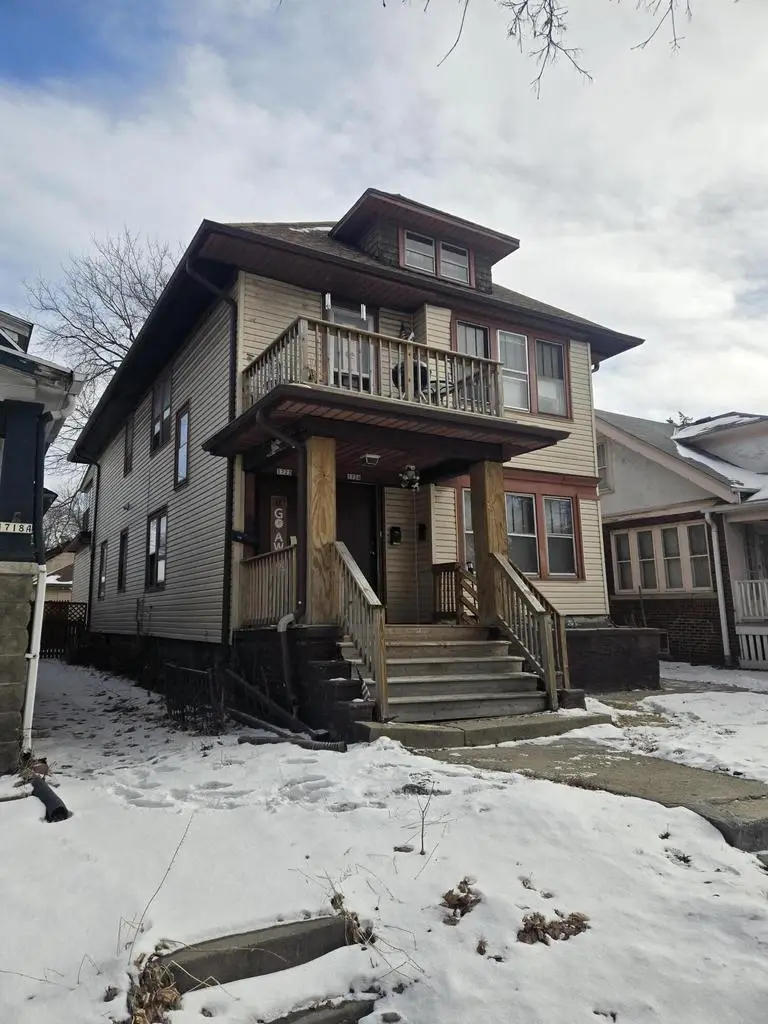 1722 S Layton BOULEVARD, Milwaukee, WI 53215 - #2