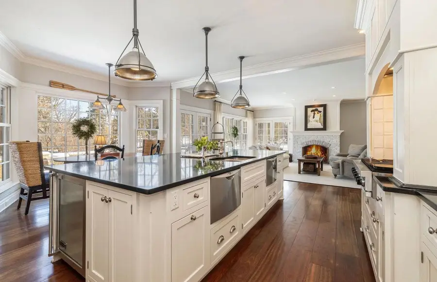 8590 N Green Bay COURT, River Hills, WI 53217 - #3