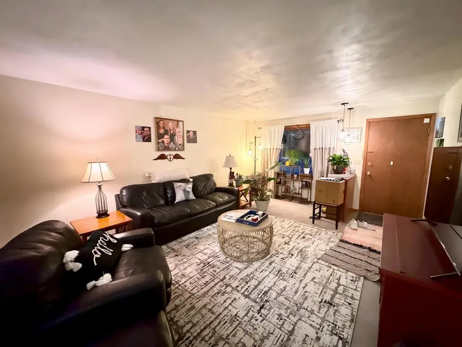 52 Woodmere COURT #54, Appleton, WI 54911 - #2