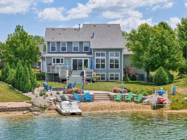 10473 S George DRIVE, Oak Creek, WI 53154