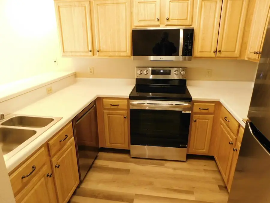 100 E Main STREETS #102, Waukesha, WI 53186 - Image #3