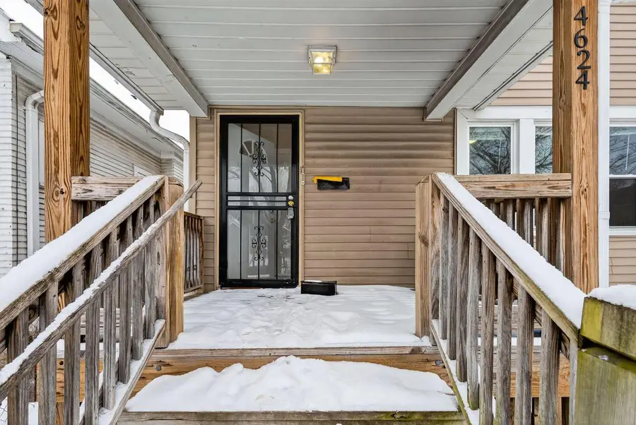 4624 N 29th STREET, Milwaukee, WI 53209 - Image #2