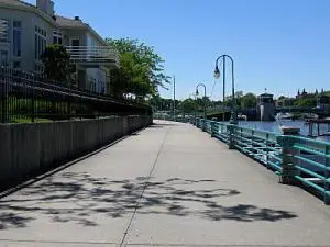 19 Gaslight Pointe Marina #Slip19, Racine, WI 53403 - Image #2