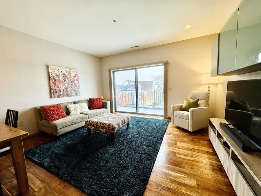 1812 E Lafayette PLACE #405, Milwaukee, WI 53202 - #2