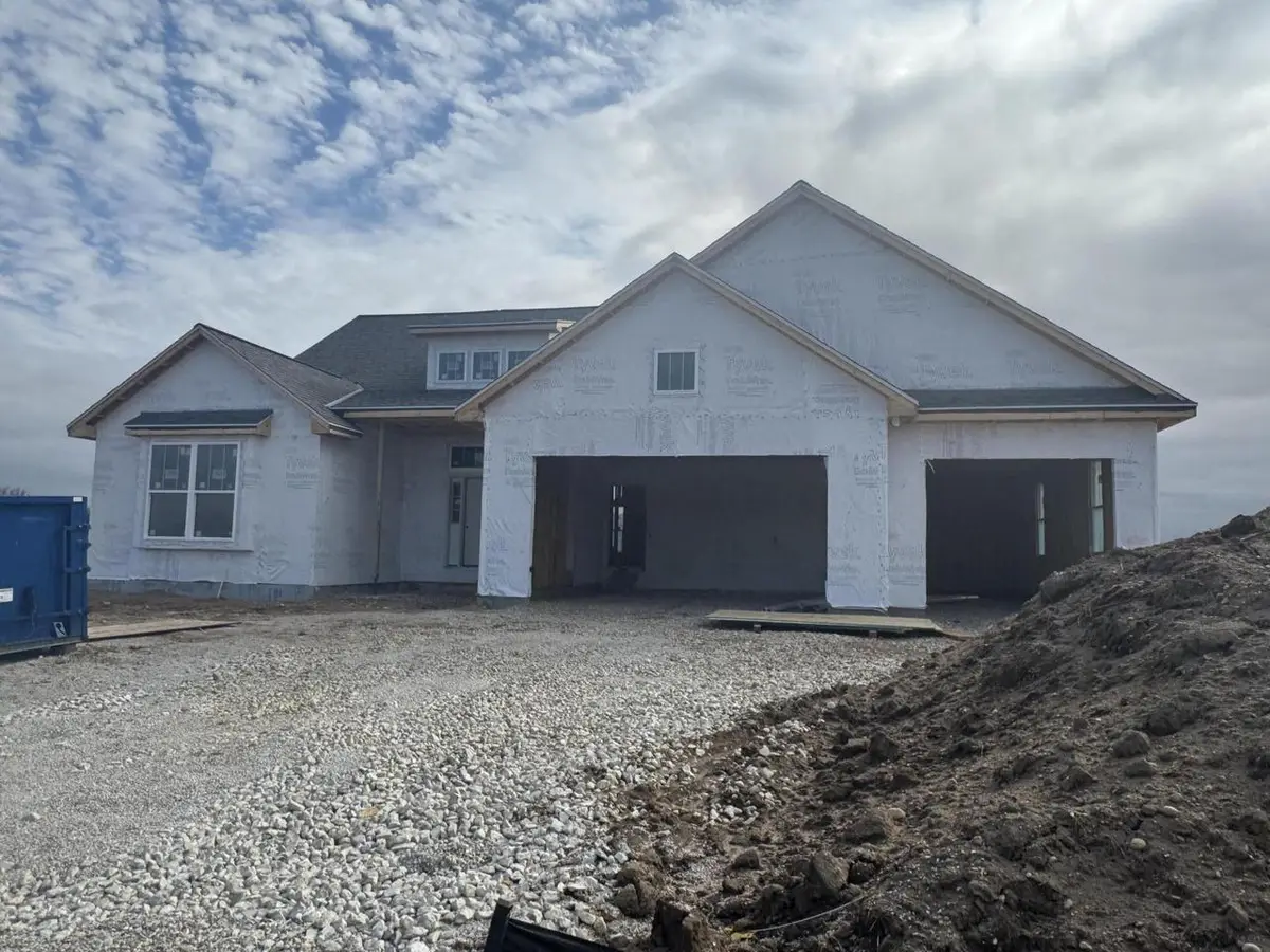 557 Talbot's Woods DRIVE, Dousman, WI 53118 - #1