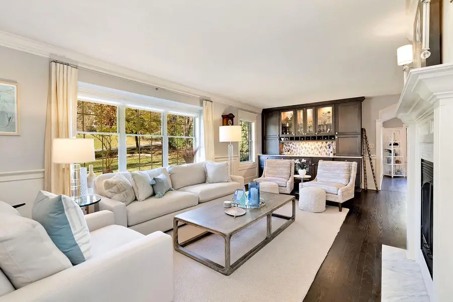 920 Madera CIRCLE, Elm Grove, WI 53122 - #2