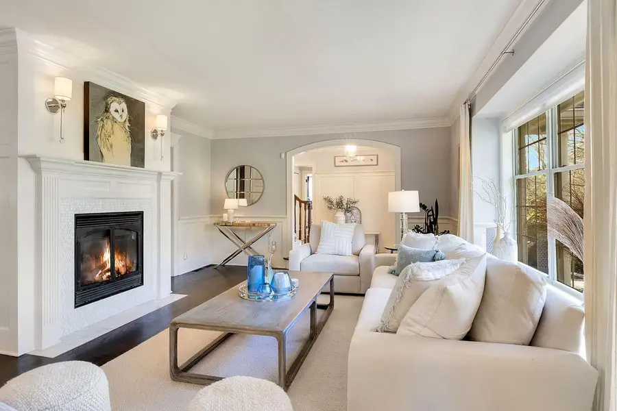 920 Madera CIRCLE, Elm Grove, WI 53122 - #3