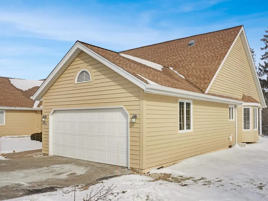 844 Shoal CREEK #C, Waterford, WI 53185 - #2