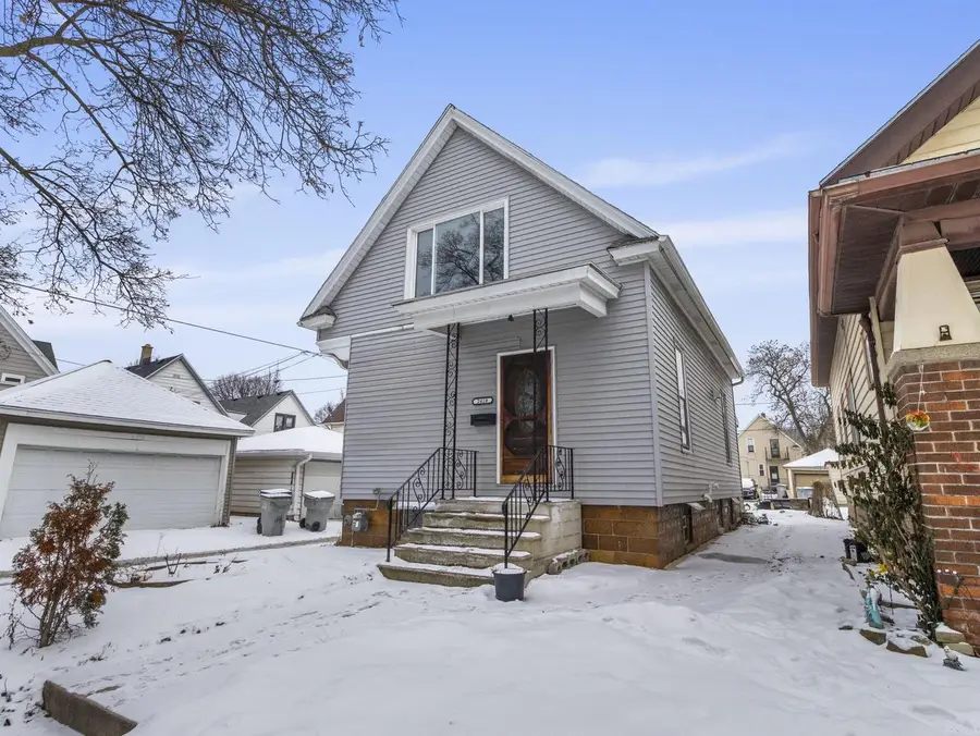 2418 S 30th STREET, Milwaukee, WI 53215 - #2