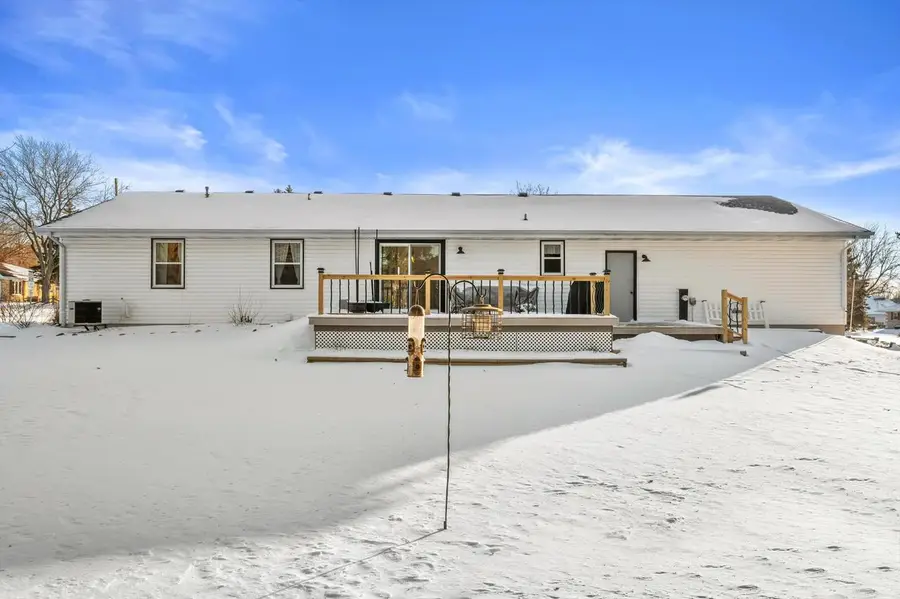 202 Highland AVENUE, Fort Atkinson, WI 53538 - Image #2