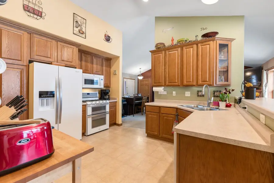 1900 Hillside ROAD, Slinger, WI 53086 - #2