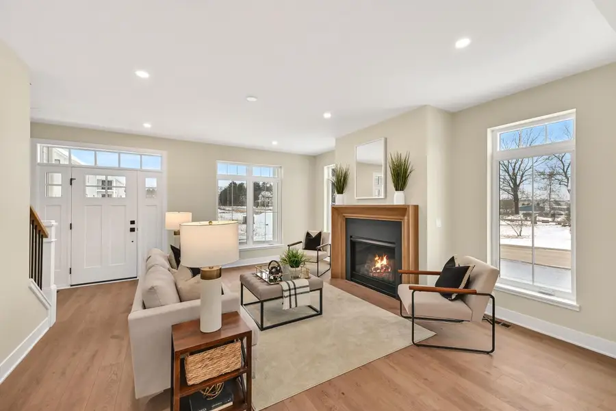 496 Bastle Wynd #9, Port Washington, WI 53074 - #3