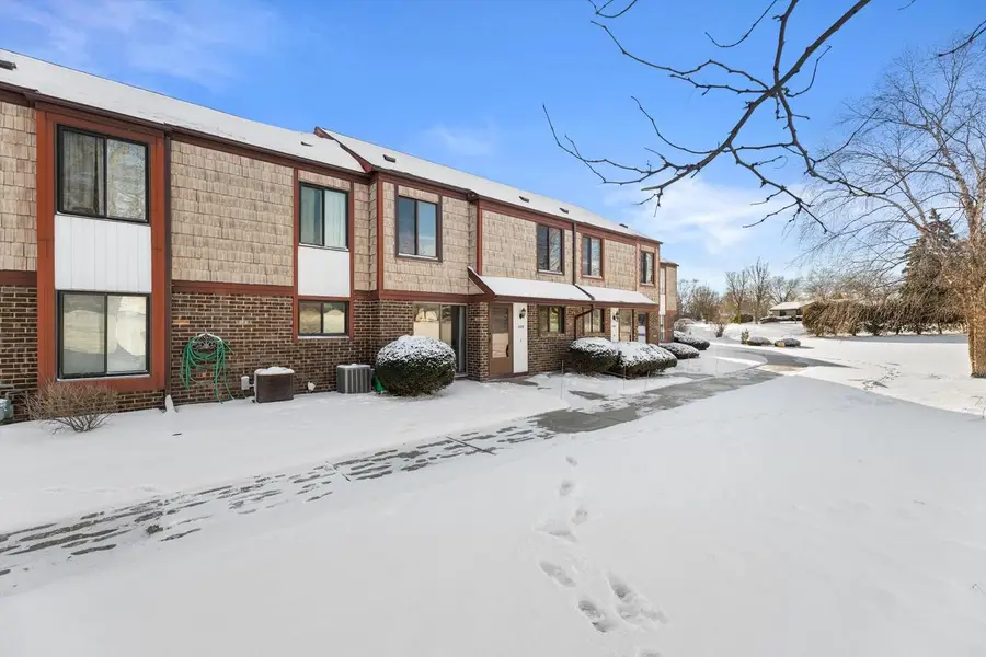 4289 W College AVENUE, Milwaukee, WI 53221 - Image #2