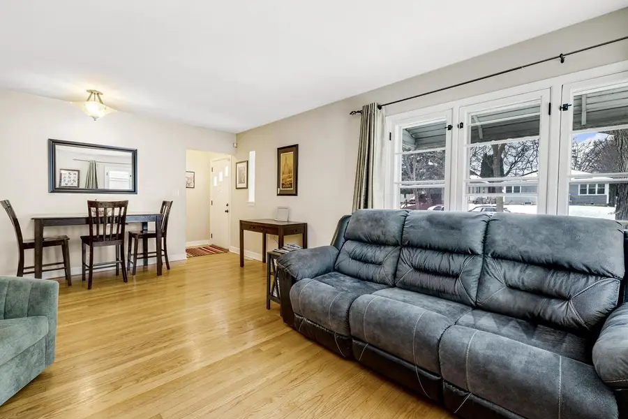 3602 S Whitnall AVENUE, Milwaukee, WI 53207 - #3