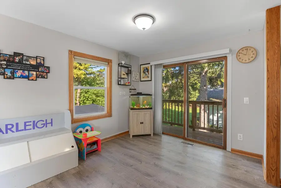 W165N10401 Wagon TRAIL, Germantown, WI 53022 - #2