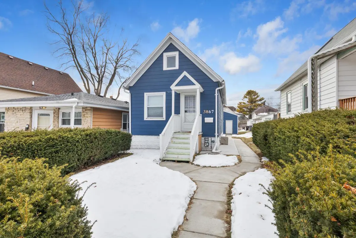 3867 E Pulaski AVENUE, Cudahy, WI 53110 - #1