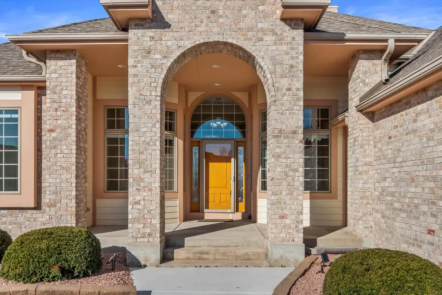 N37W22910 Wyndemere DRIVE, Pewaukee, WI 53072 - #3