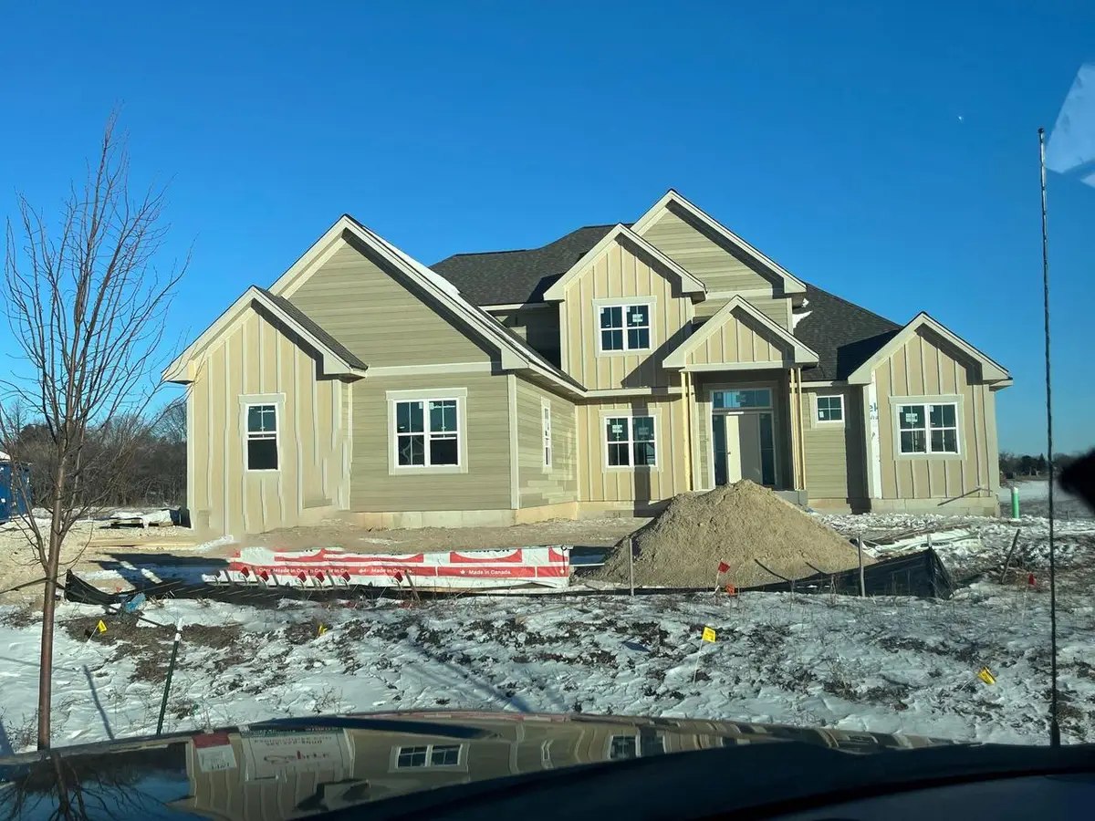 9951 N Cygnet COURT, Mequon, WI 53097 - #1