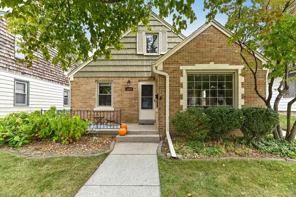 2472 N 73rd STREET, Wauwatosa, WI 53213